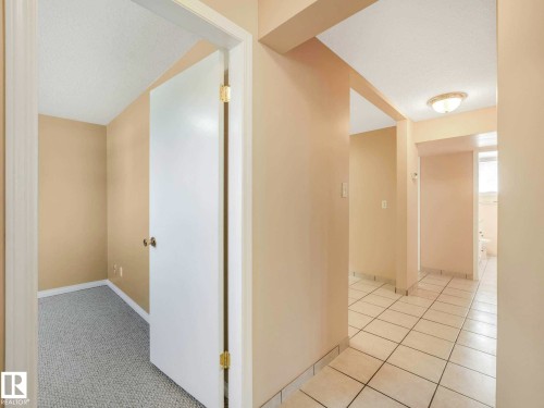 12715 95 Street, Edmonton, AB - Indoor Photo Showing Other Room