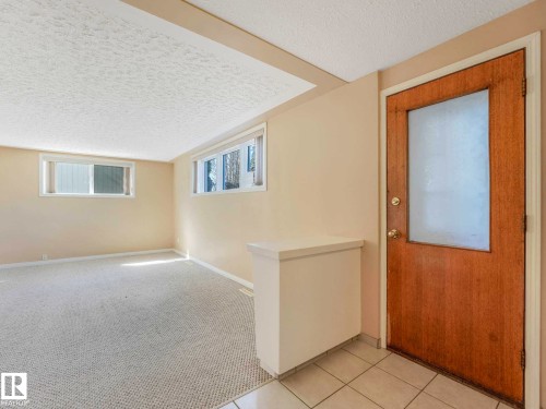 12715 95 Street, Edmonton, AB - Indoor Photo Showing Other Room
