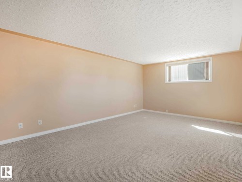 12715 95 Street, Edmonton, AB - Indoor Photo Showing Other Room