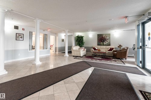 309 13450 114 Avenue, Edmonton, AB - Indoor