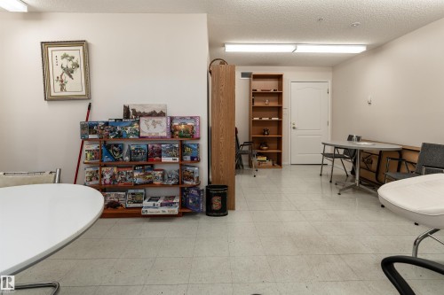 309 13450 114 Avenue, Edmonton, AB - Indoor Photo Showing Other Room