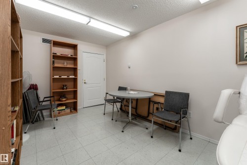 309 13450 114 Avenue, Edmonton, AB - Indoor