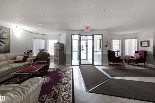 309 13450 114 Avenue, Edmonton, AB - Indoor
