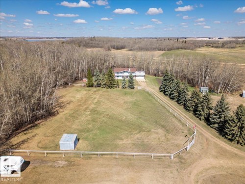 254009 TWP ROAD 460  Rural Wetaskiwin County, AB T9A 1W8