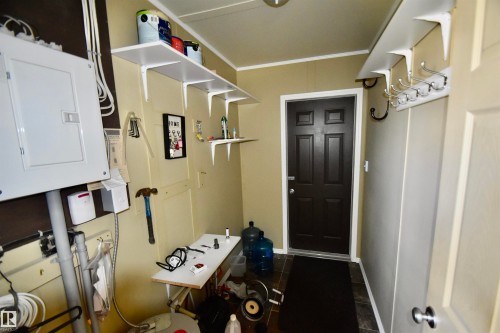270 57201 Rr 102, Rural St. Paul County, AB - Indoor