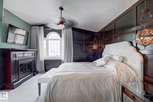 15003 128 Street, Edmonton, AB - Indoor Photo Showing Bedroom
