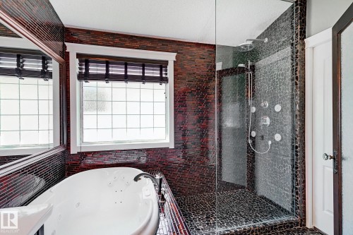 15003 128 Street, Edmonton, AB - Indoor Photo Showing Bathroom