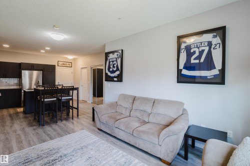 152 1818 Rutherford Road, Edmonton, AB - Indoor Photo Showing Living Room
