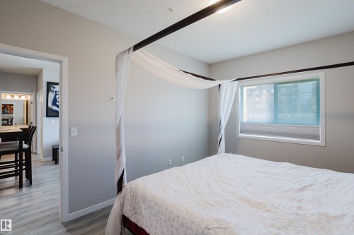 152 1818 Rutherford Road, Edmonton, AB - Indoor Photo Showing Bedroom