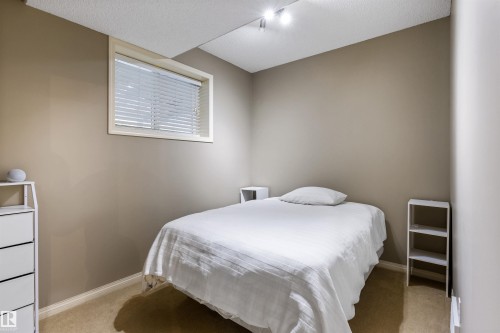 17120 119 Street, Edmonton, AB - Indoor Photo Showing Bedroom