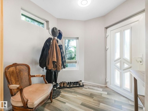 10961 75 Avenue, Edmonton, AB - Indoor Photo Showing Other Room