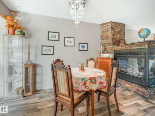 10961 75 Avenue, Edmonton, AB - Indoor Photo Showing Dining Room