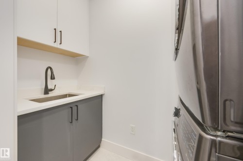 10954 135 Street, Edmonton, AB - Indoor Photo Showing Kitchen