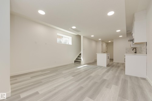 10954 135 Street, Edmonton, AB - Indoor