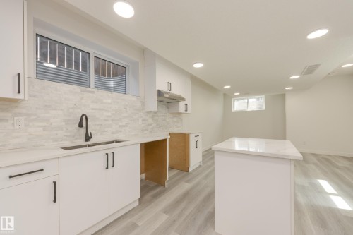 10954 135 Street, Edmonton, AB - Indoor Photo Showing Kitchen