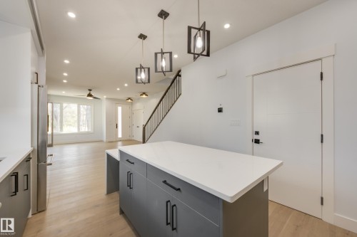 10954 135 Street, Edmonton, AB - Indoor Photo Showing Kitchen
