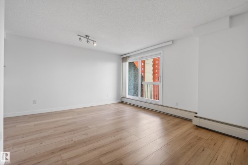 908 9715 110 Street, Edmonton, AB - Indoor Photo Showing Other Room