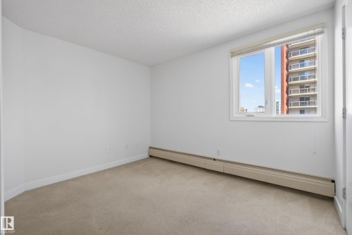 908 9715 110 Street, Edmonton, AB - Indoor Photo Showing Other Room