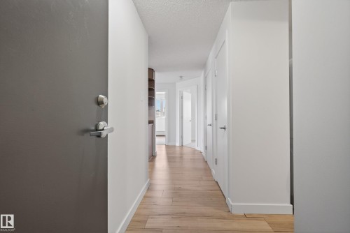 908 9715 110 Street, Edmonton, AB - Indoor Photo Showing Other Room