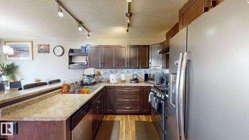 4017 41B Ave, Drayton Valley, AB - Indoor Photo Showing Kitchen