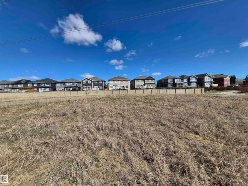 1641 Enright Way, Edmonton, AB - Outdoor