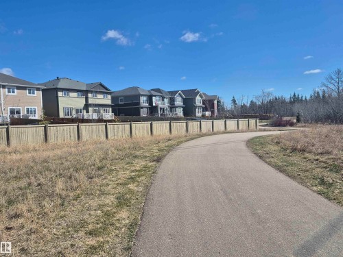 1641 Enright Way, Edmonton, AB - Outdoor