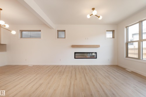 12 Gable Common, Spruce Grove, AB - Indoor Photo Showing Living Room With Fireplace