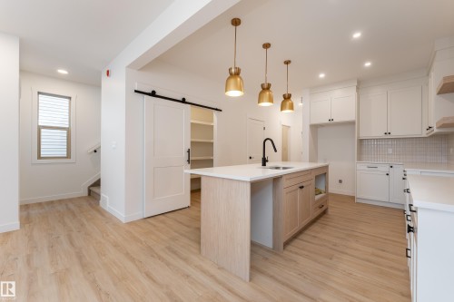 12 Gable Common, Spruce Grove, AB - Indoor Photo Showing Kitchen