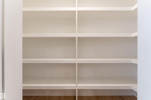 12 Gable Common, Spruce Grove, AB - Indoor With Storage