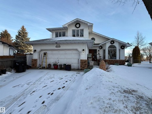 21 Highcliff Point, Sherwood Park, AB - Outdoor With Facade