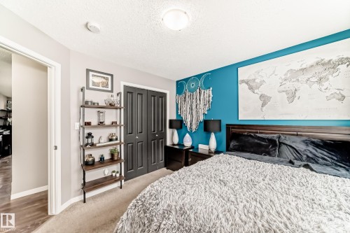 43 3305 Orchards Link, Edmonton, AB - Indoor Photo Showing Bedroom