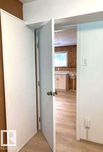 15212 86 Avenue, Edmonton, AB - Indoor Photo Showing Laundry Room