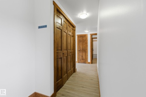 502 Graybriar Green, Stony Plain, AB - Indoor Photo Showing Other Room