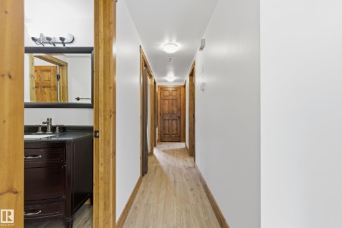 502 Graybriar Green, Stony Plain, AB - Indoor Photo Showing Other Room