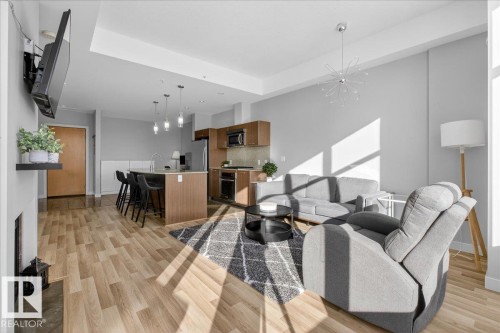 114 2504 109 Street, Edmonton, AB - Indoor