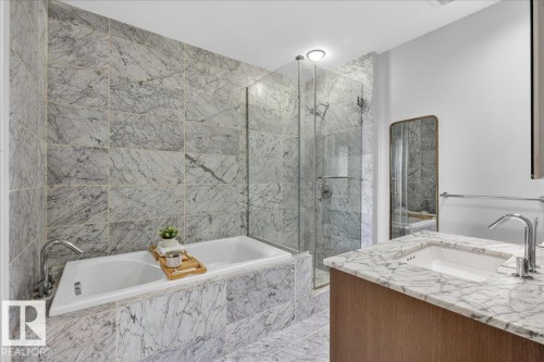 114 2504 109 Street, Edmonton, AB - Indoor Photo Showing Bathroom
