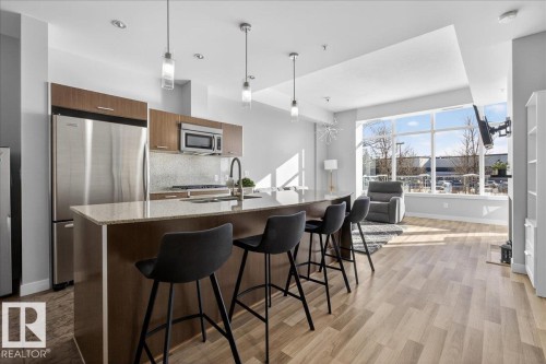 114 2504 109 Street, Edmonton, AB - Indoor Photo Showing Kitchen With Stainless Steel Kitchen With Upgraded Kitchen