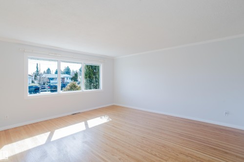 7108 83 Street, Edmonton, AB - Indoor Photo Showing Other Room