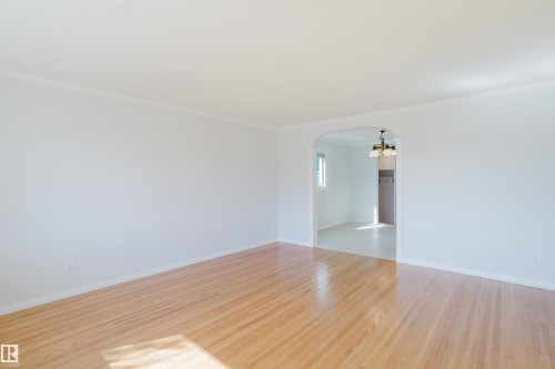 7108 83 Street, Edmonton, AB - Indoor Photo Showing Other Room