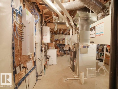 3114 Chokecherry Bend, Edmonton, AB - Indoor Photo Showing Basement