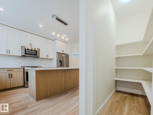 8713 149 Street, Edmonton, AB - Indoor Photo Showing Kitchen