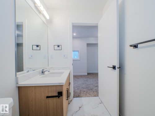 8713 149 Street, Edmonton, AB - Indoor Photo Showing Bathroom