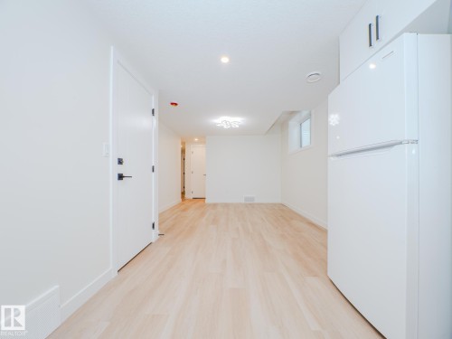8713 149 Street, Edmonton, AB - Indoor Photo Showing Other Room