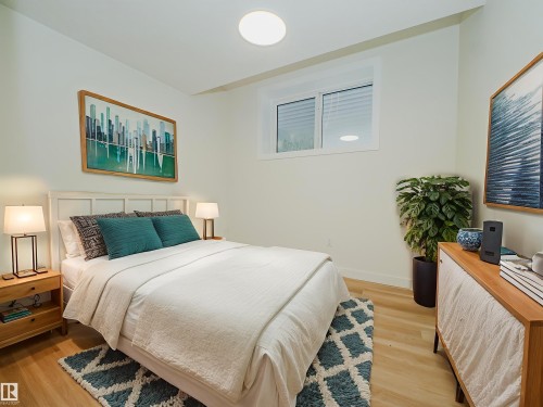 8713 149 Street, Edmonton, AB - Indoor Photo Showing Bedroom