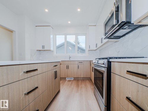 8713 149 Street, Edmonton, AB - Indoor Photo Showing Kitchen