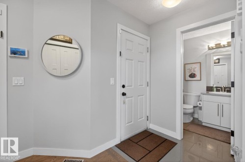 7135 Cardinal Way, Edmonton, AB - Indoor Photo Showing Other Room