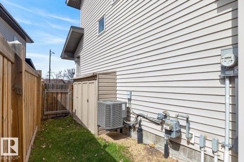 7135 Cardinal Way, Edmonton, AB - Outdoor With Exterior