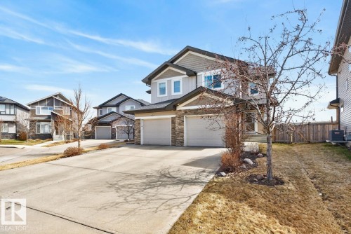 7135 Cardinal Way, Edmonton, AB - Outdoor With Facade