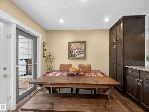 25 420 Hunters Green, Edmonton, AB - Indoor Photo Showing Dining Room