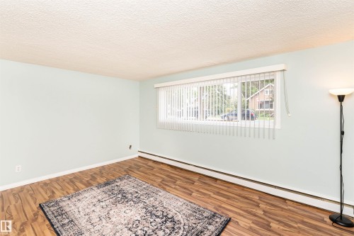 5 8807 101 Street, Edmonton, AB - Indoor Photo Showing Other Room